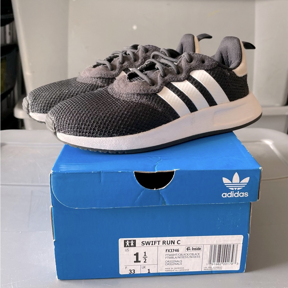 Adidas Swift Run